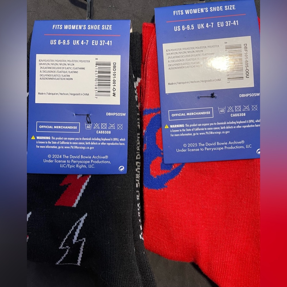 2 David Bowie Archive Official Merchandise Woman’s Socks Fits Shoe US 6-9.5 NEW - Picture 2 of 2